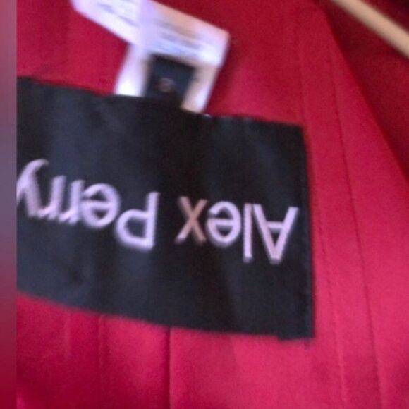 Like new Alex perry red silk gown - Picture 7 of 7